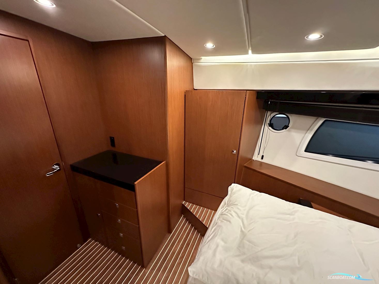 Bavaria Virtess 420 Fly Super