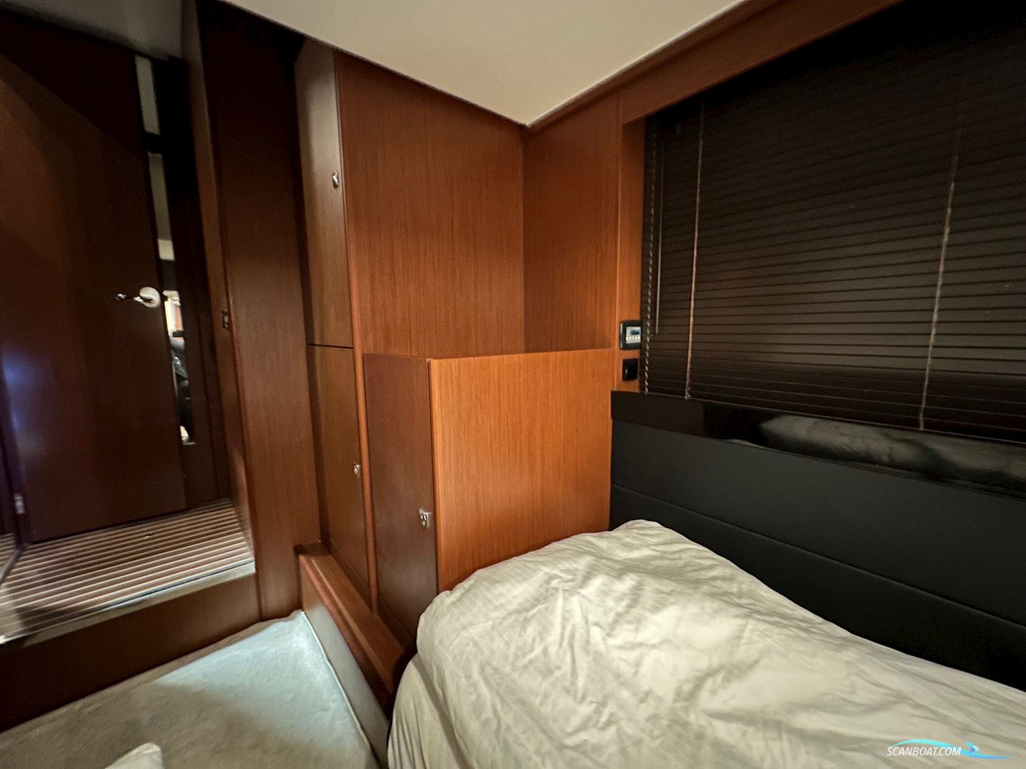 Bavaria Virtess 420 Fly Super