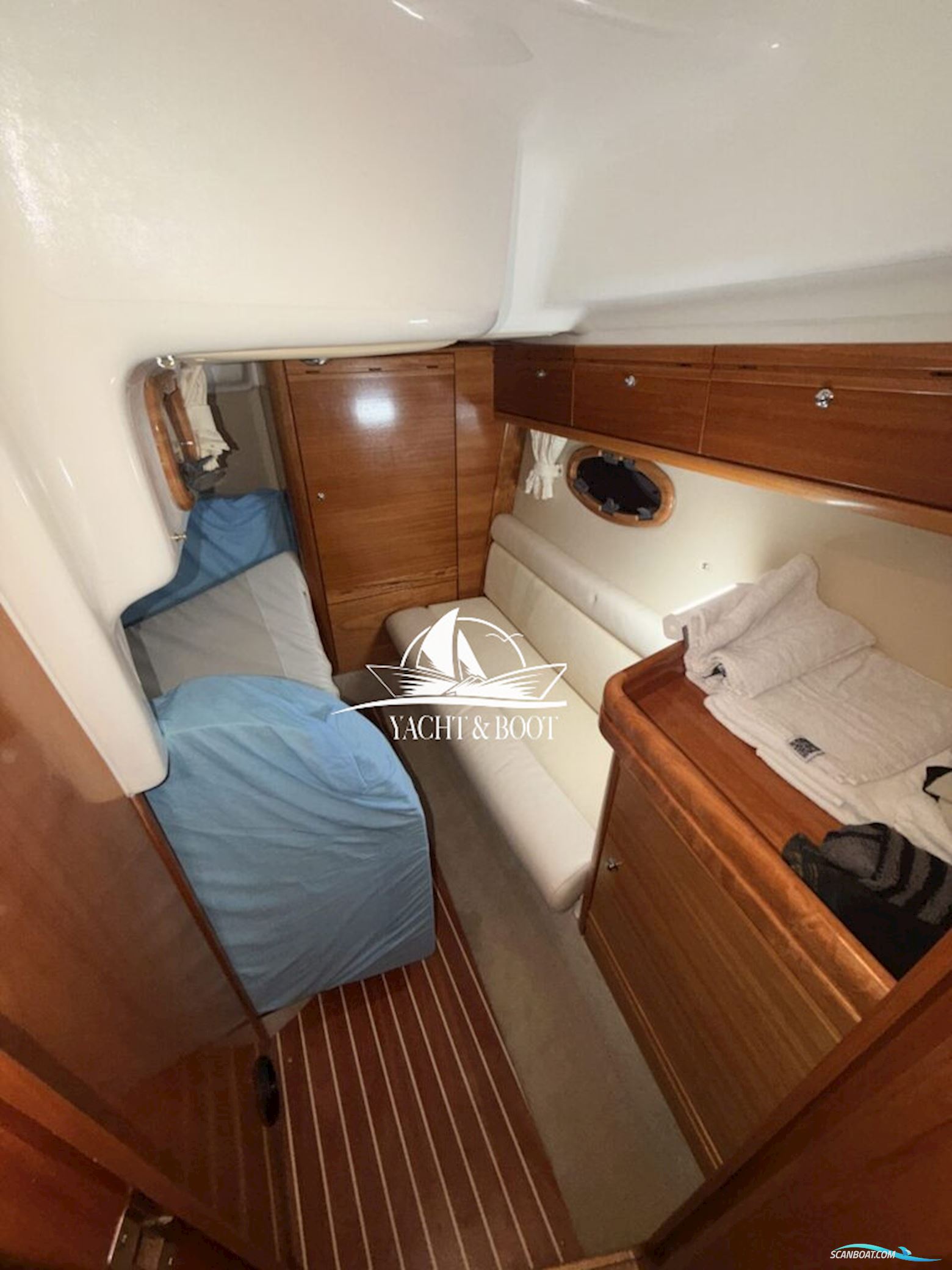 Bavaria Yachtbau GmbH 32 HT