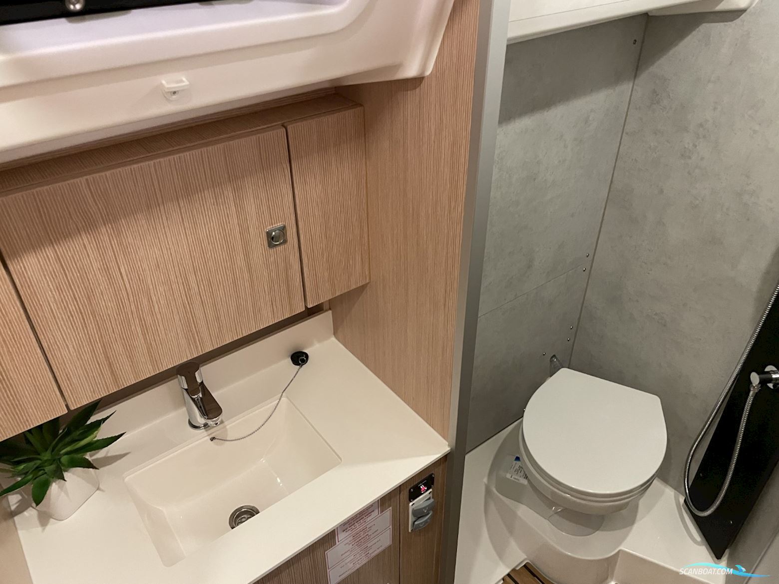 Bavaria Yachtbau Gmbh C42