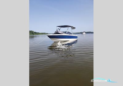Bayliner (US) Bayliner (US) Bowrider 215 Motorbåd 2005, med Mercruiser motor, Tyskland