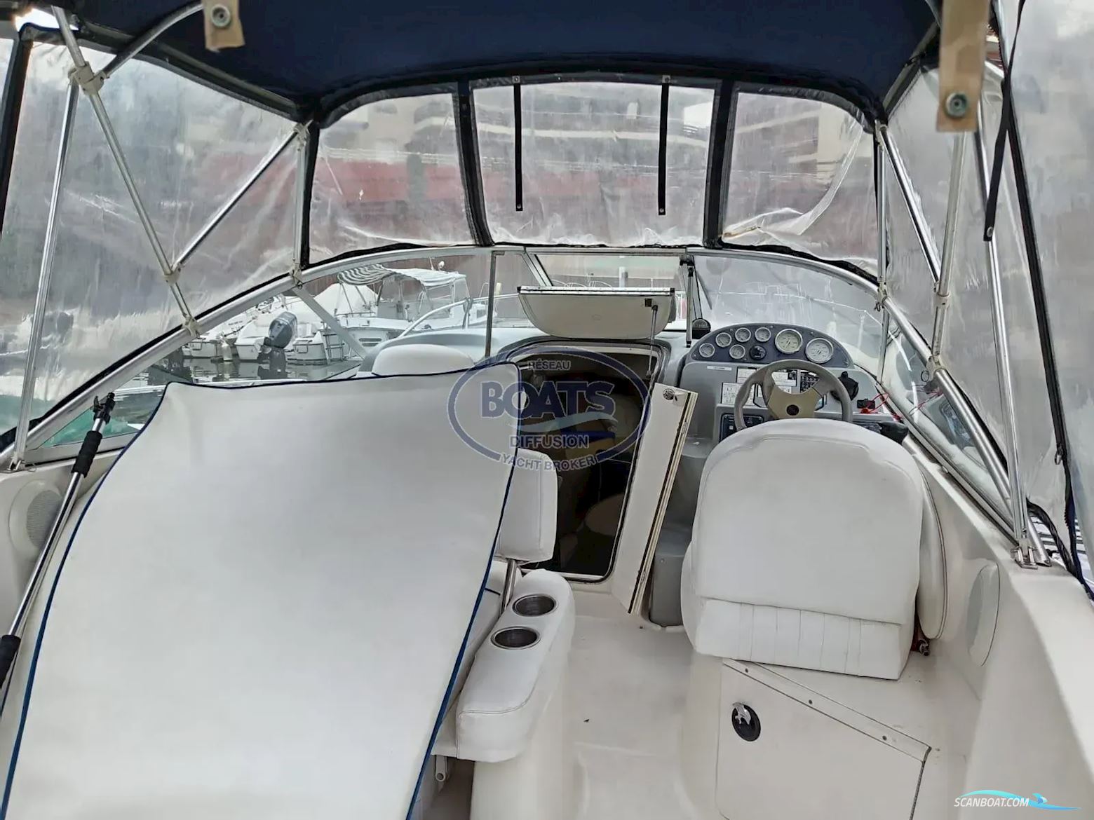 Bayliner  245