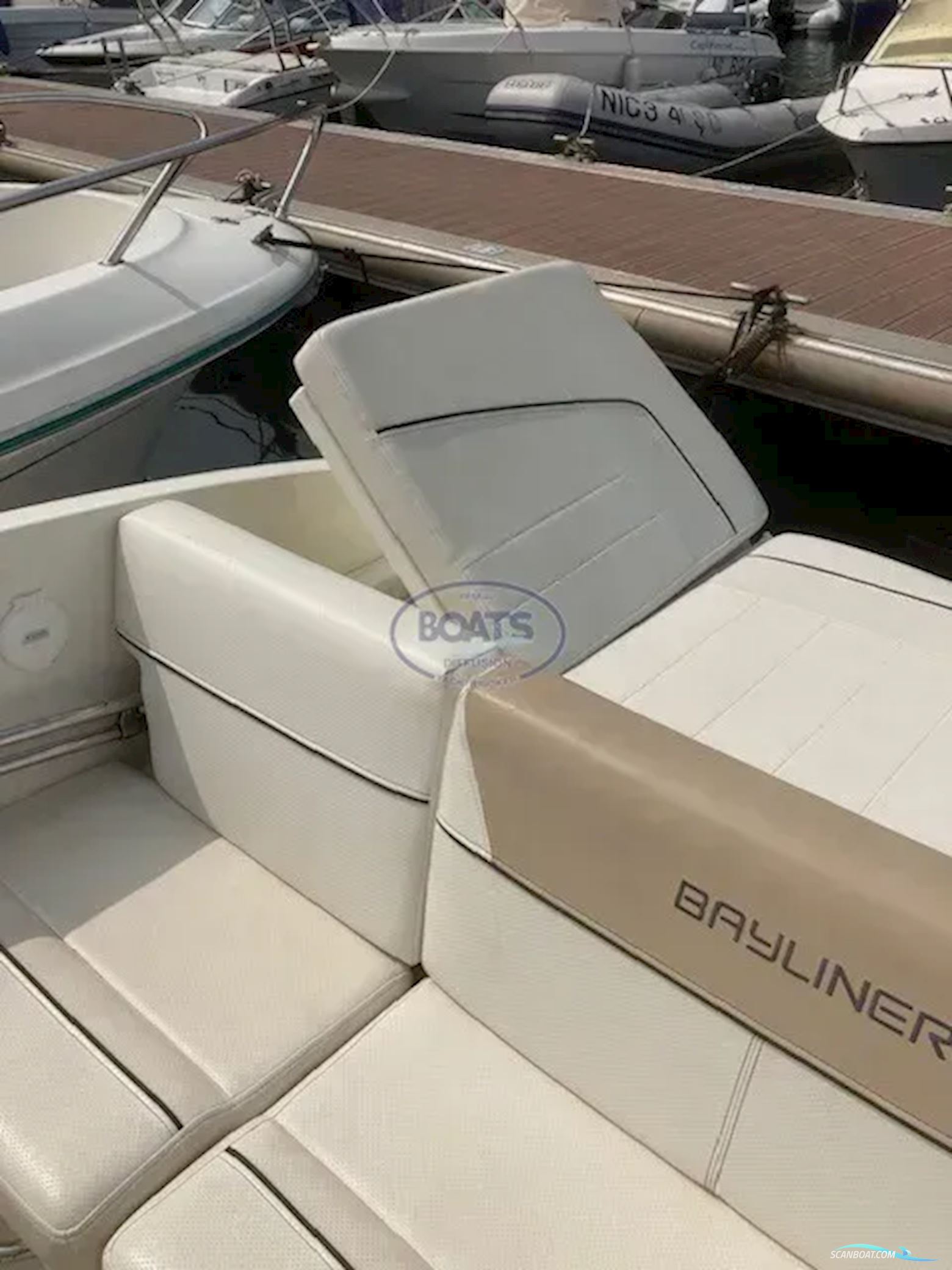 Bayliner  642