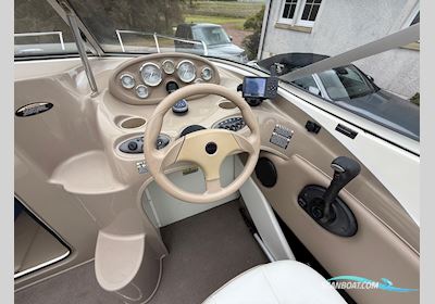 Bayliner 212 Capri Motorbåd 2004, med Mercruiser motor, England