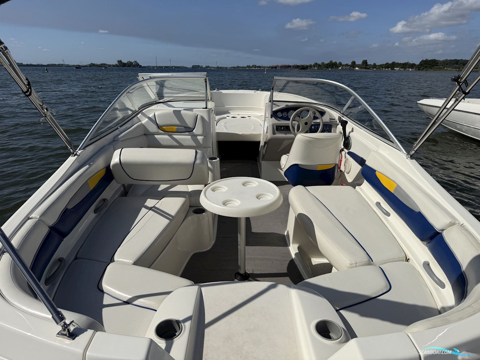 Bayliner 219 SD