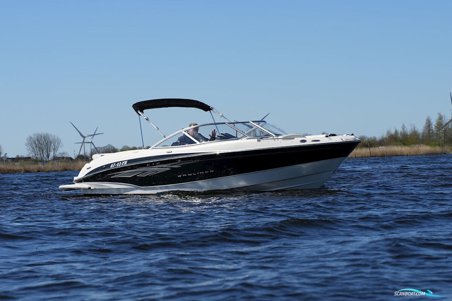 Bayliner 225