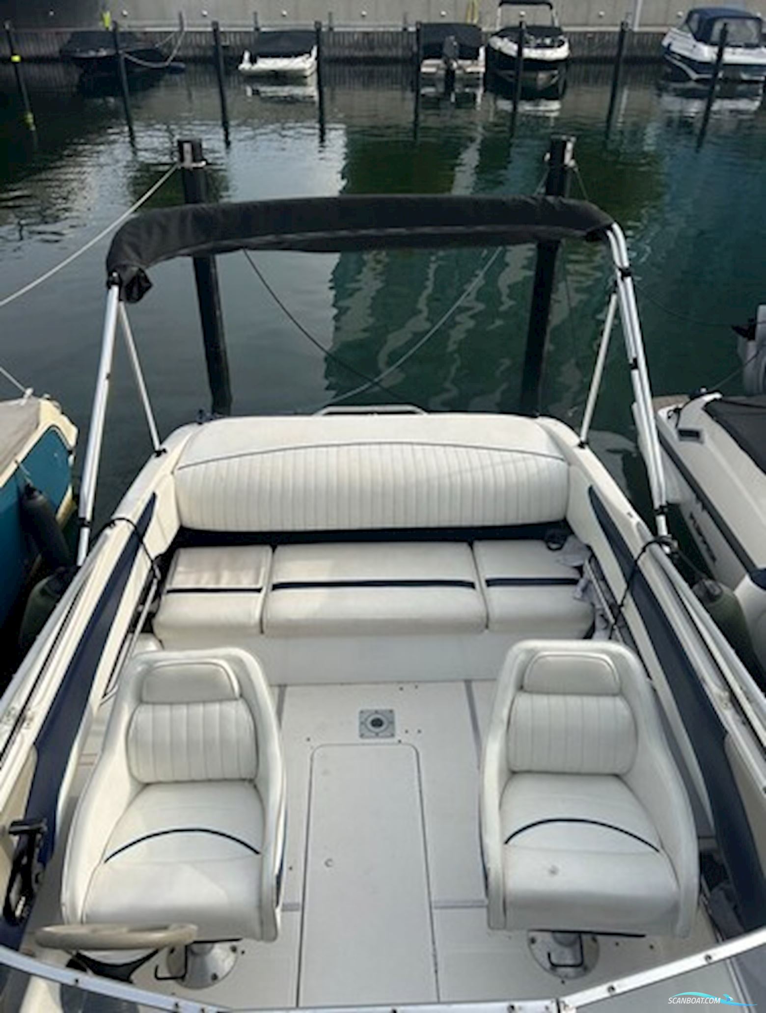 Bayliner 2350 (Daycruiser) Motorbåd 1996, med Mercruiser motor, Danmark