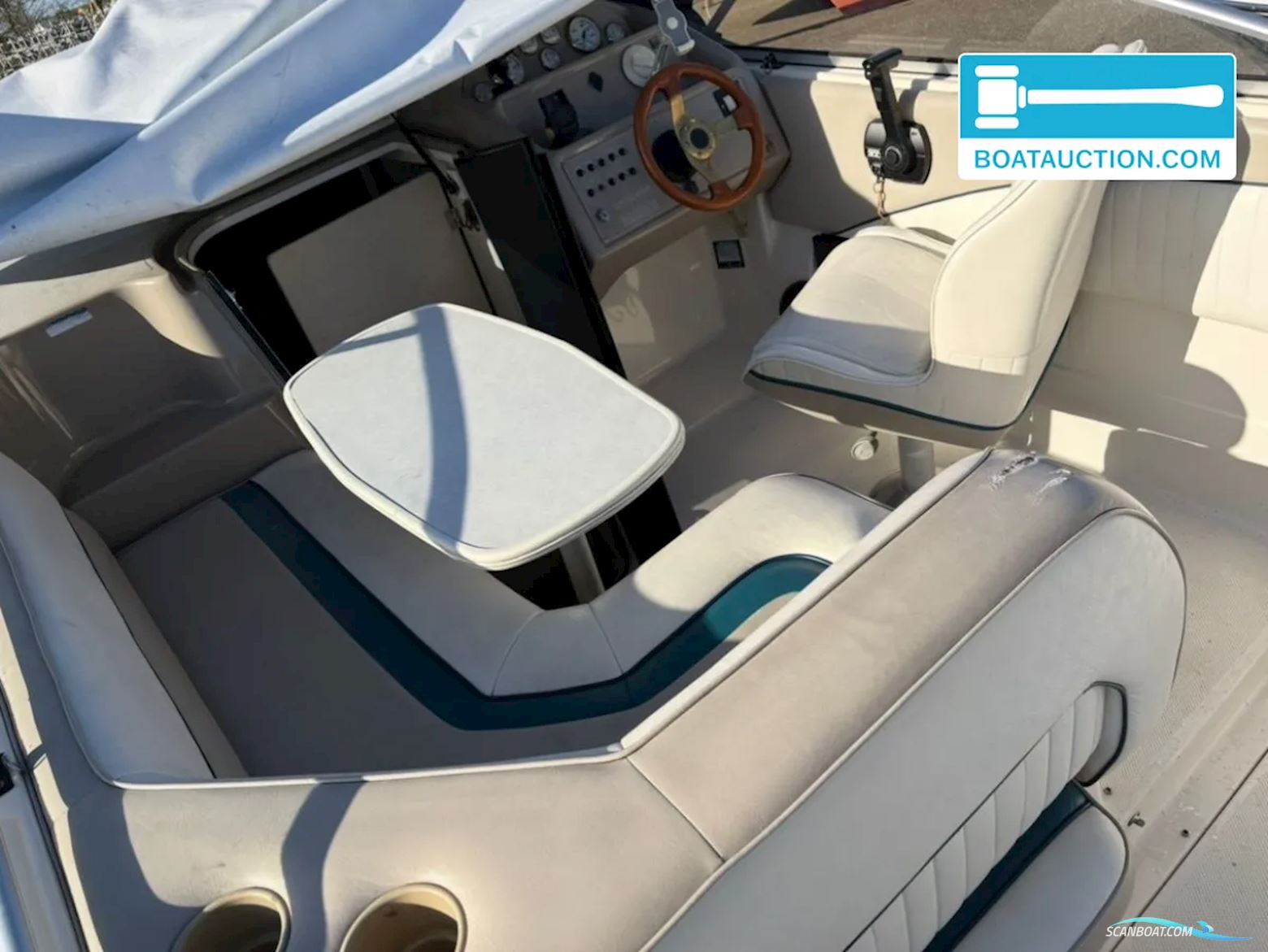 Bayliner 2355