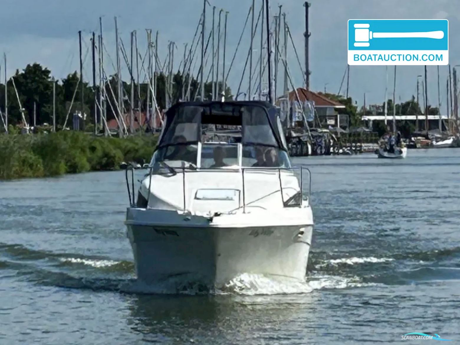 Bayliner 2355