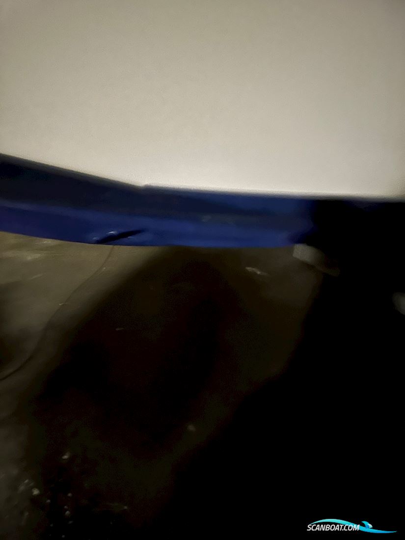 Bayliner 245 Ciera. Projekt båd. 