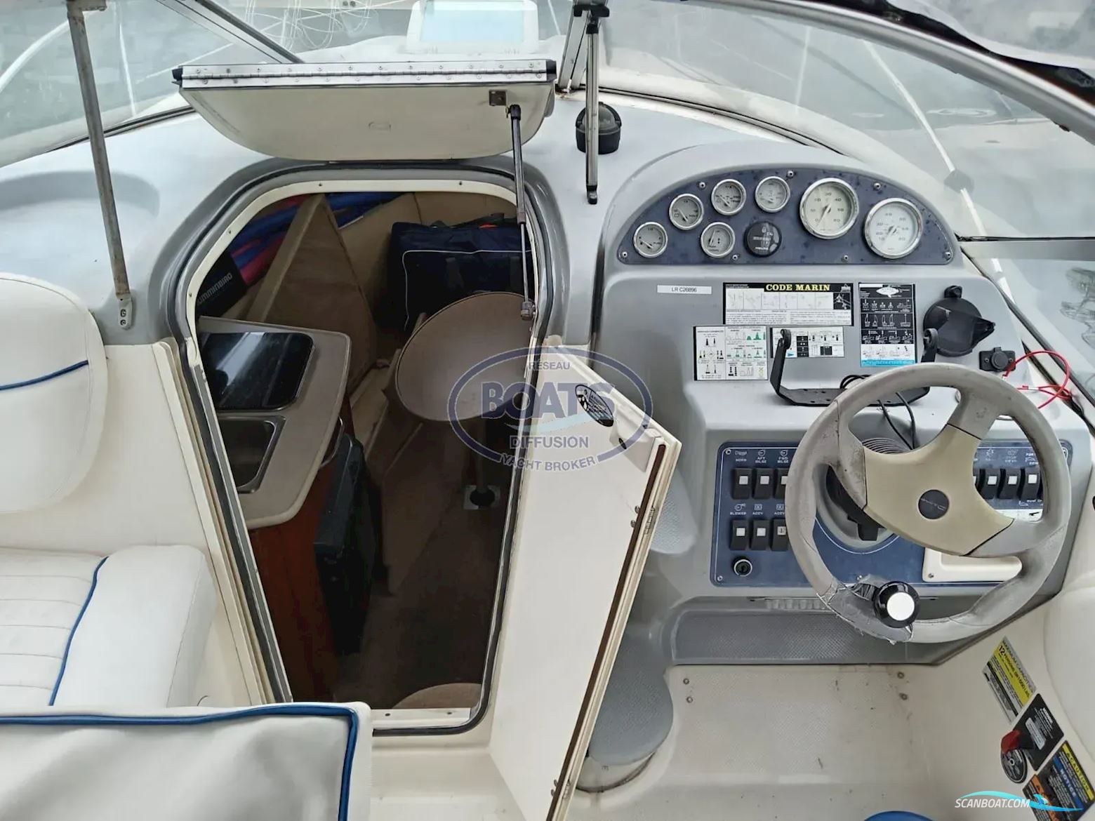 Bayliner 245