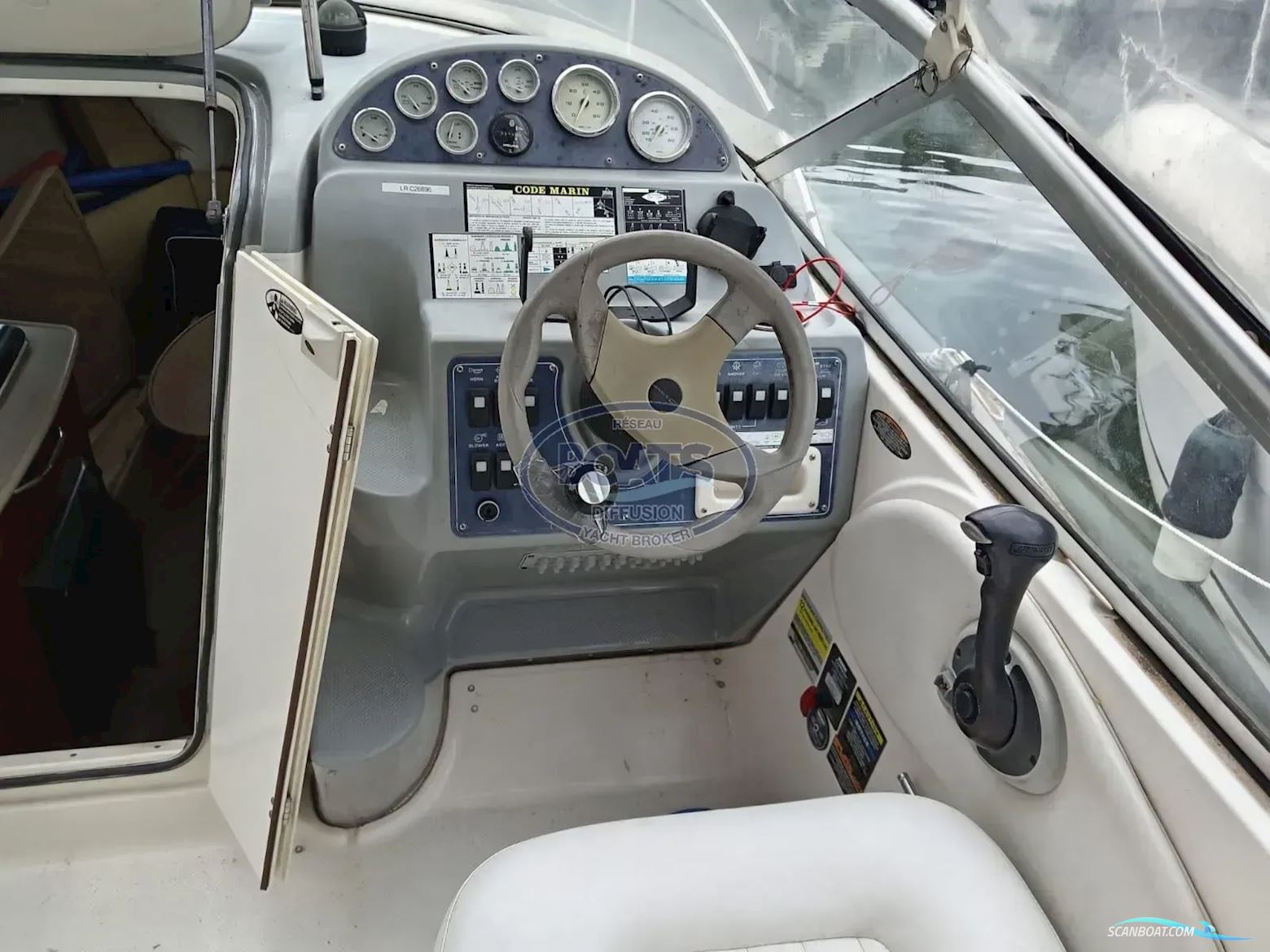 Bayliner 245