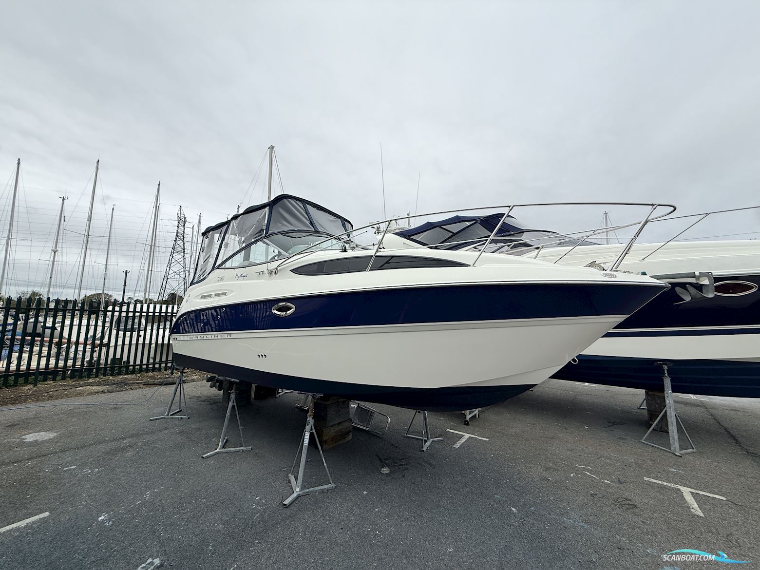 Bayliner 245