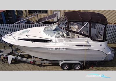 Bayliner 245 Motorbåd 2004, med Mercruiser motor, Tyskland