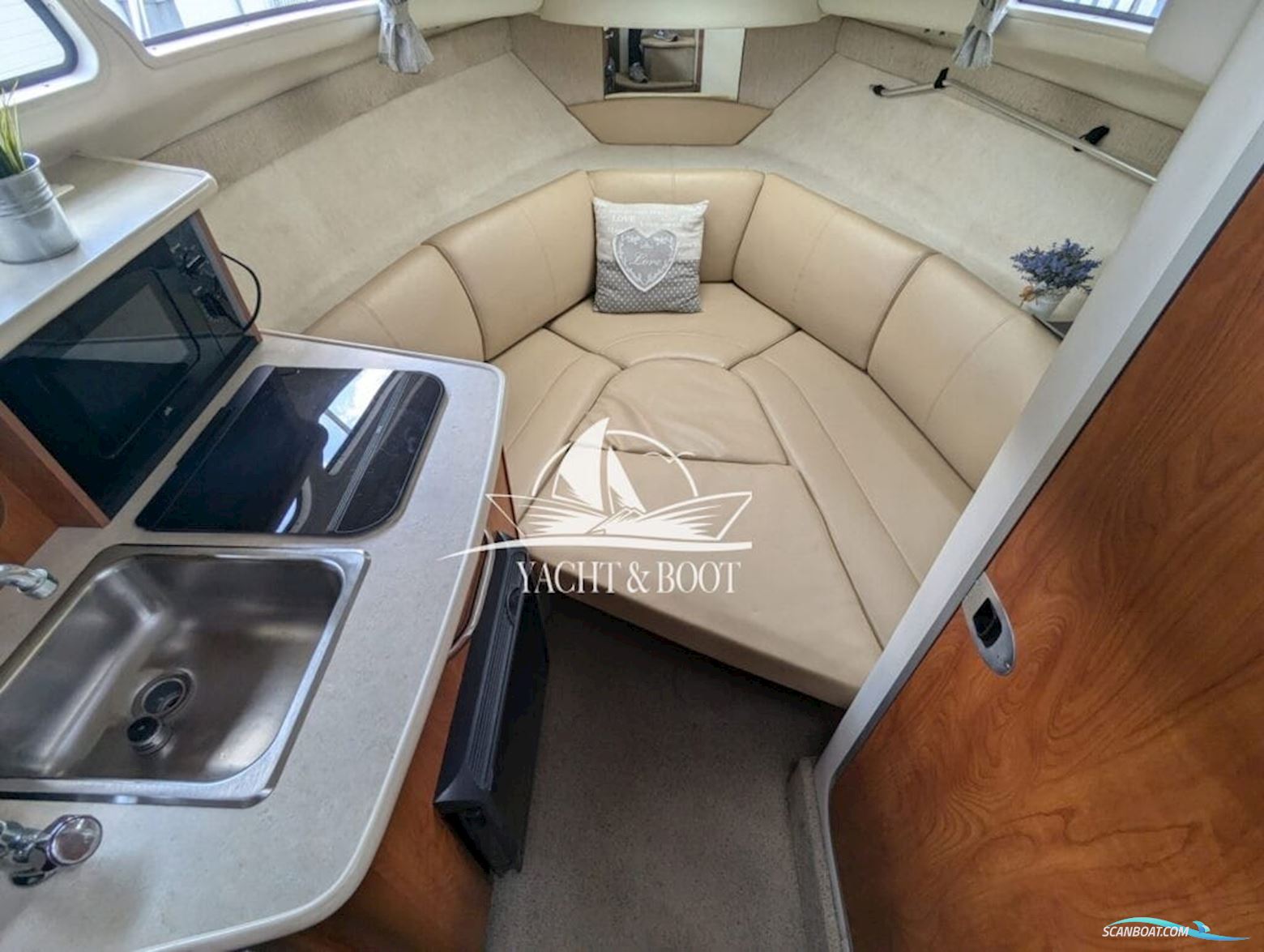 Bayliner 245