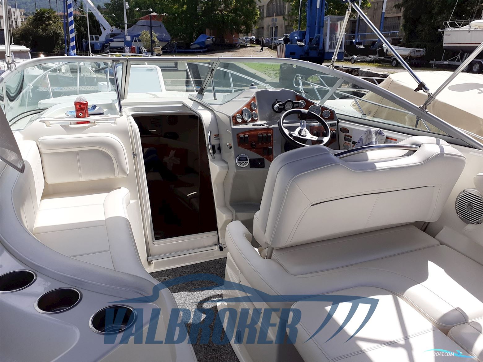 Bayliner 245
