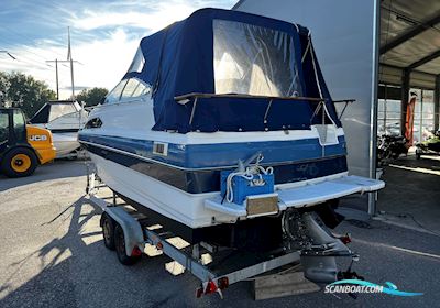 Bayliner 2455 Ciera Motorbåd 1988, med Volvo Penta V8 motor, Sverige
