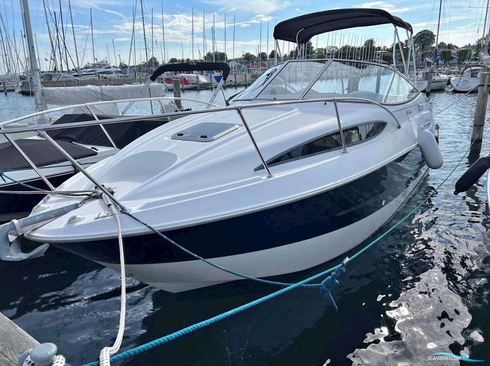 Bayliner 2455 Ciera Motorbåd 2000, med Mercruiser 5,0 motor, Danmark