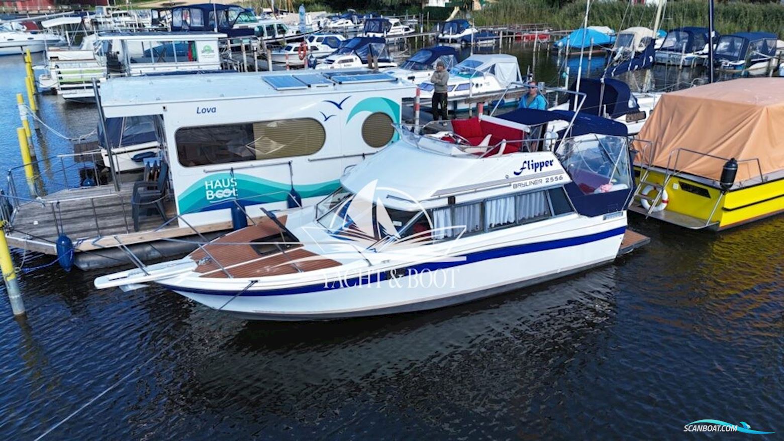 Bayliner 2556 Fly Motorbåd 1986, med Volvo Penta motor, Tyskland