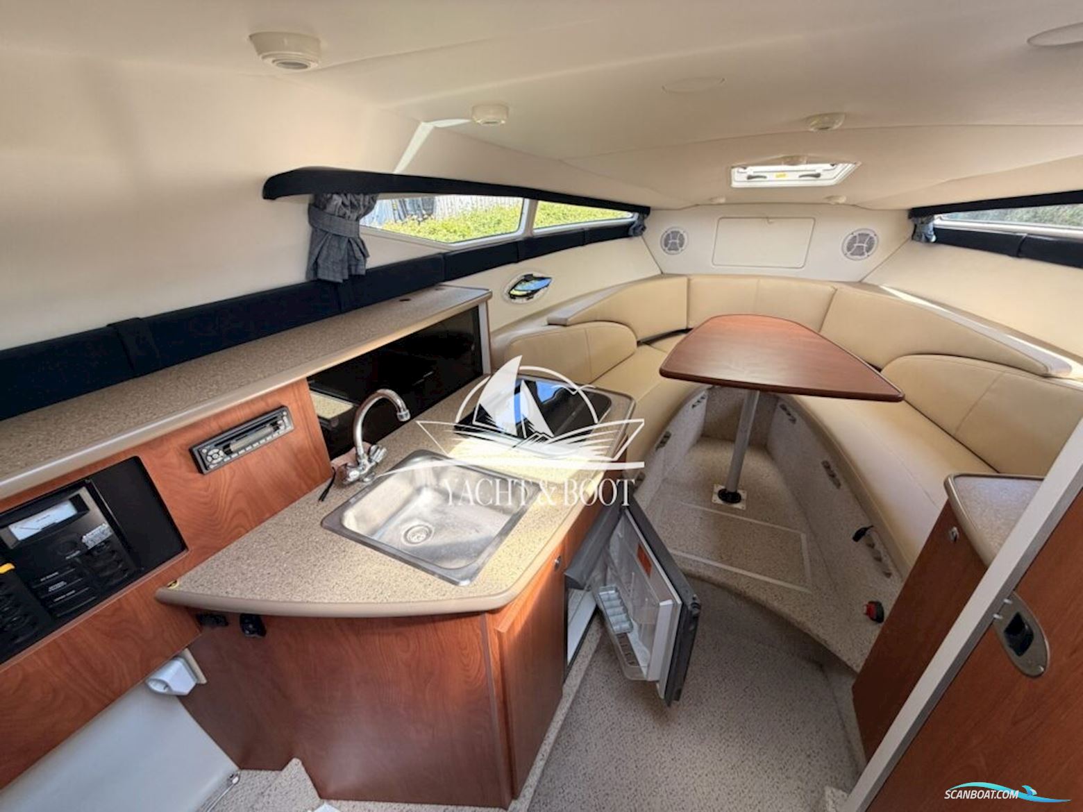 Bayliner 265