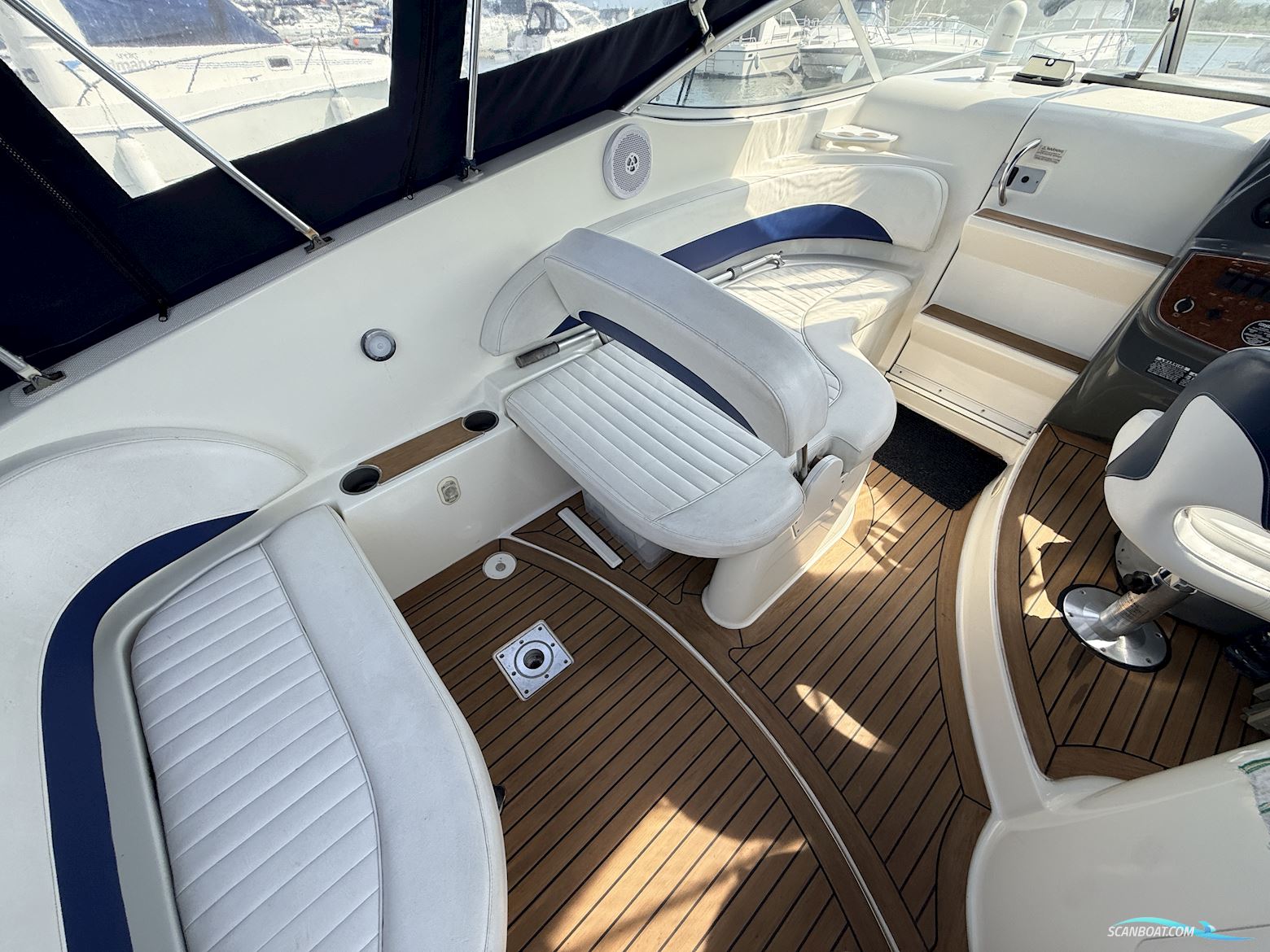Bayliner 265
