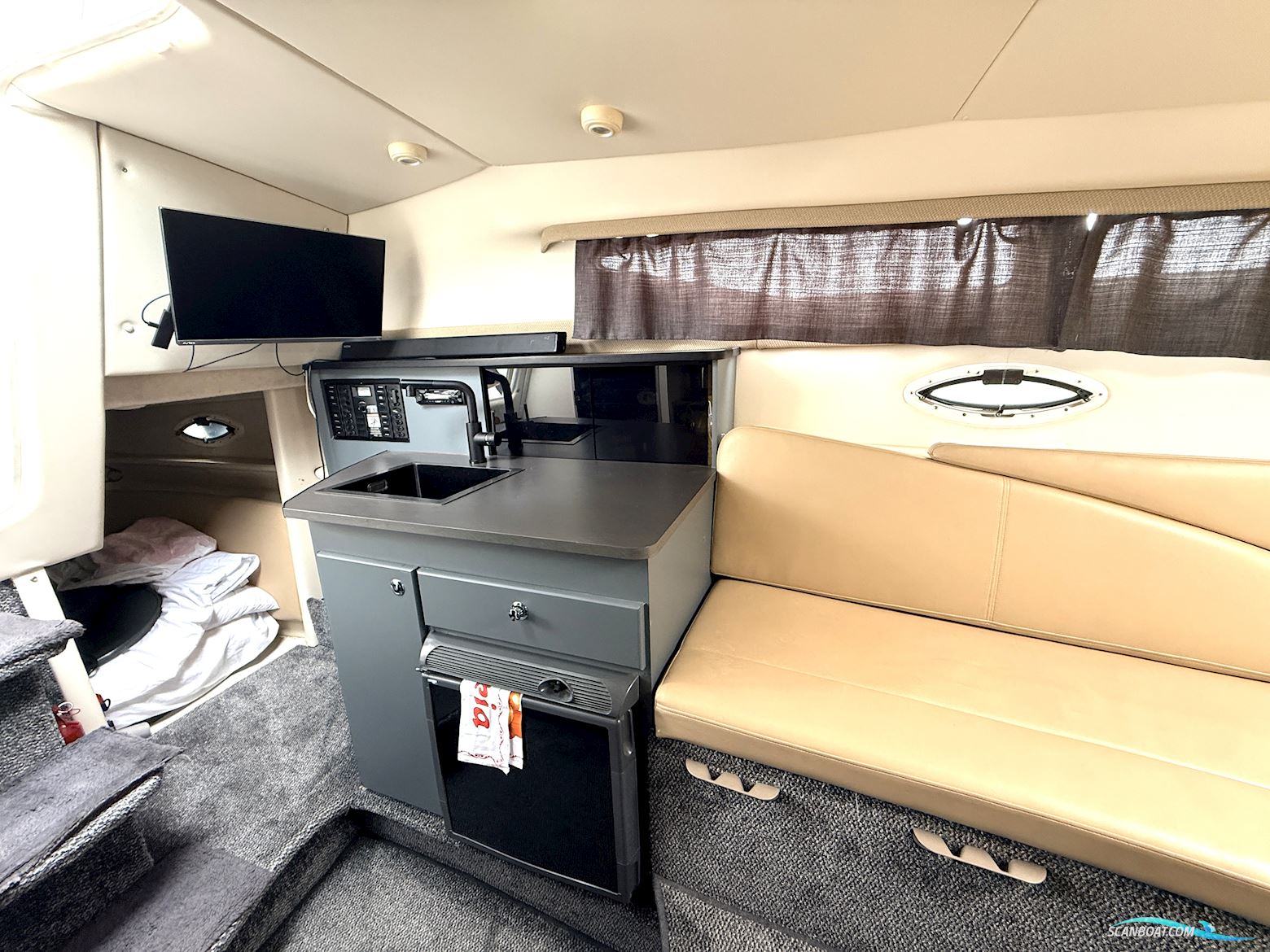 Bayliner 265