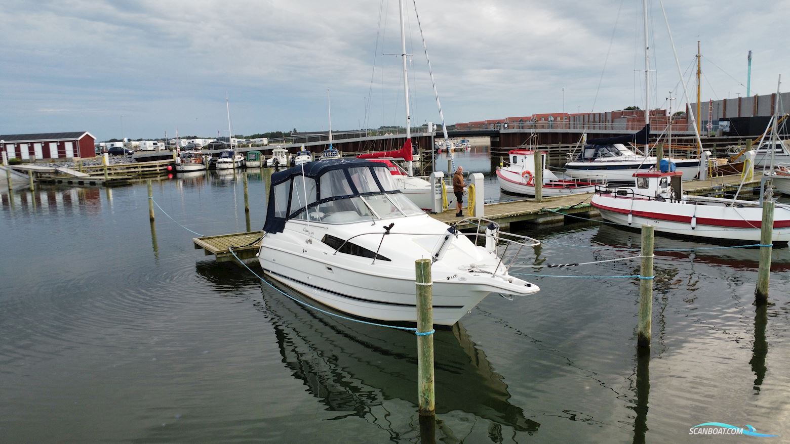 Bayliner 2655 Motorbåd 1997, med Mercruiser motor, Danmark