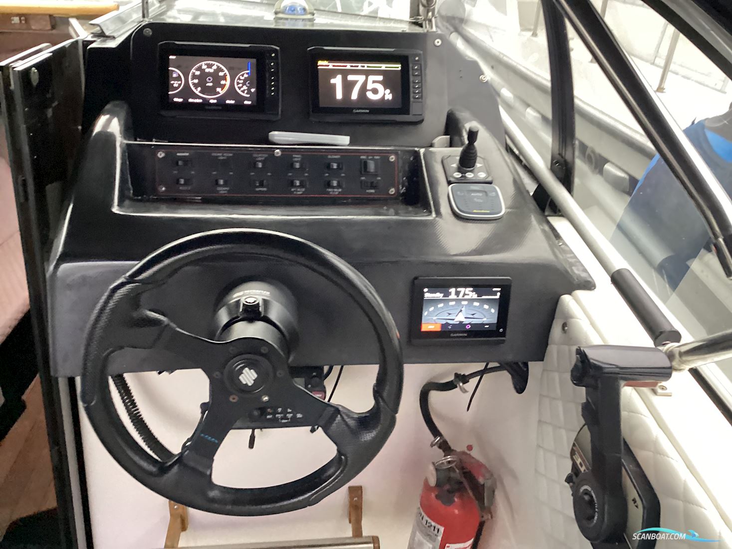 Bayliner 2655 wide body