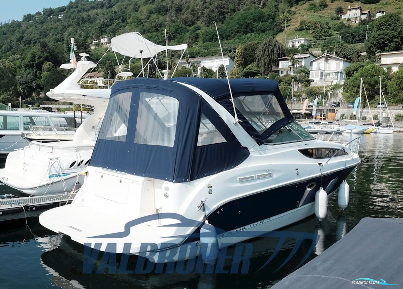 Bayliner 285 Cruiser Motorbåd 2006, med Mercruiser Mcm MX6.2 Mpi (Bravoiii) motor, Italien