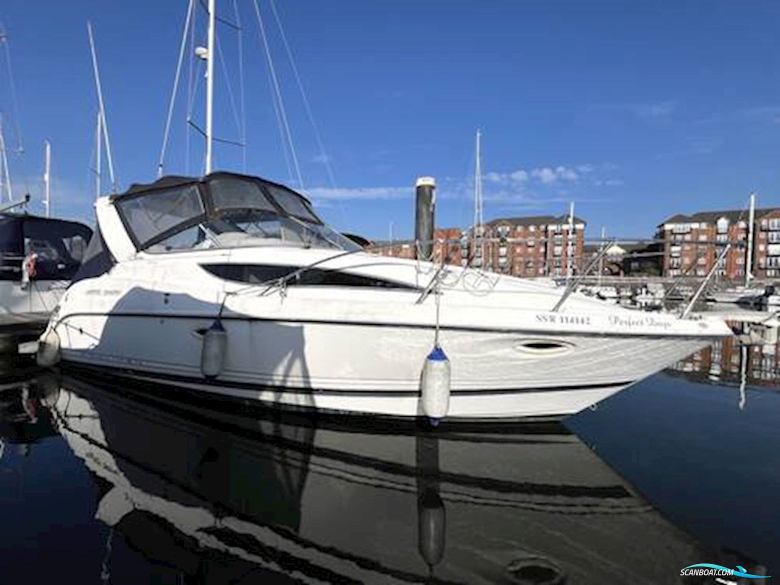 Bayliner 285 Motorbåd 2002, med Yanmar 4Lha-ST2 motor, England