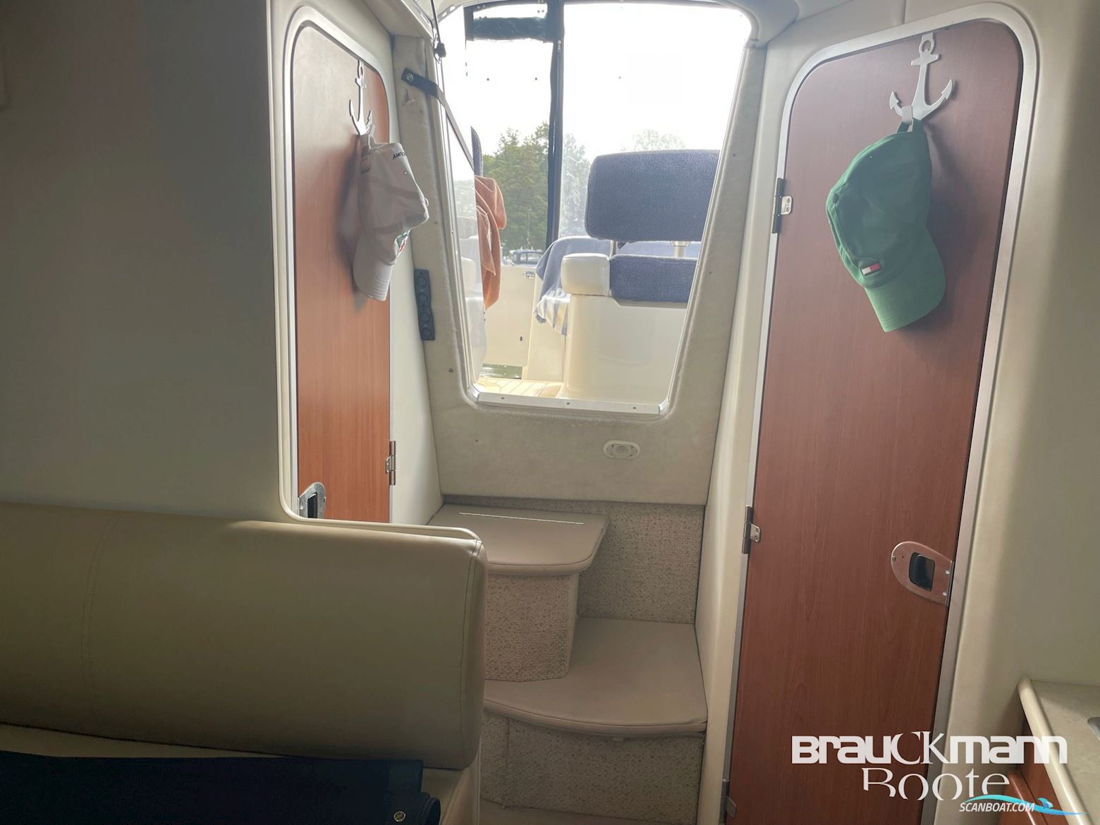 Bayliner 285