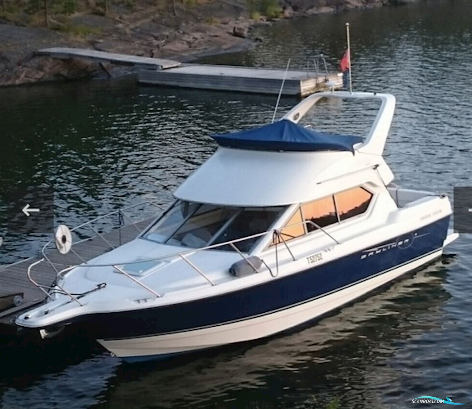 Bayliner 288 Flybridge Årg. 2008 - 250 HK Diesel...Solgt