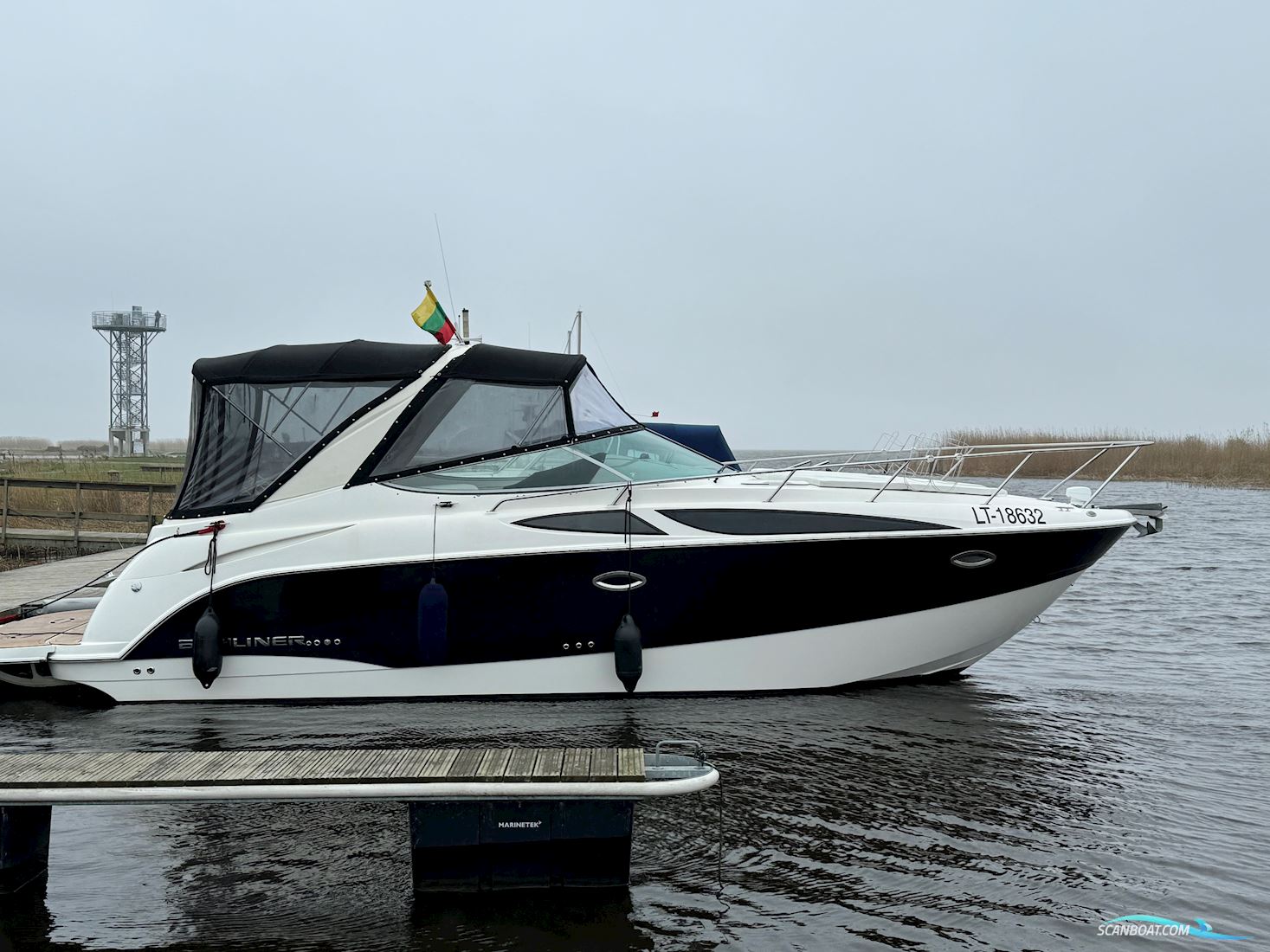 Bayliner 305 Cruiser