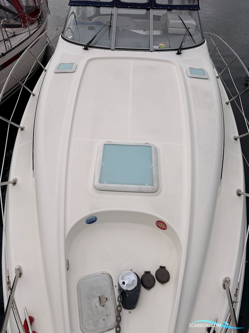 Bayliner 305