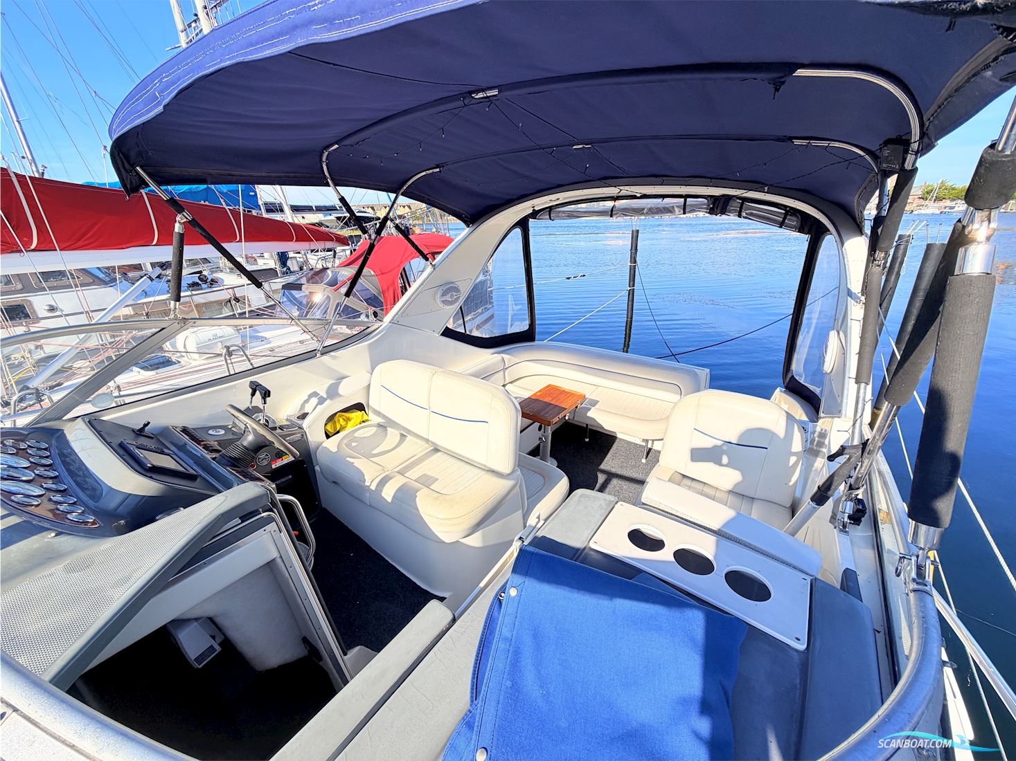 Bayliner 305