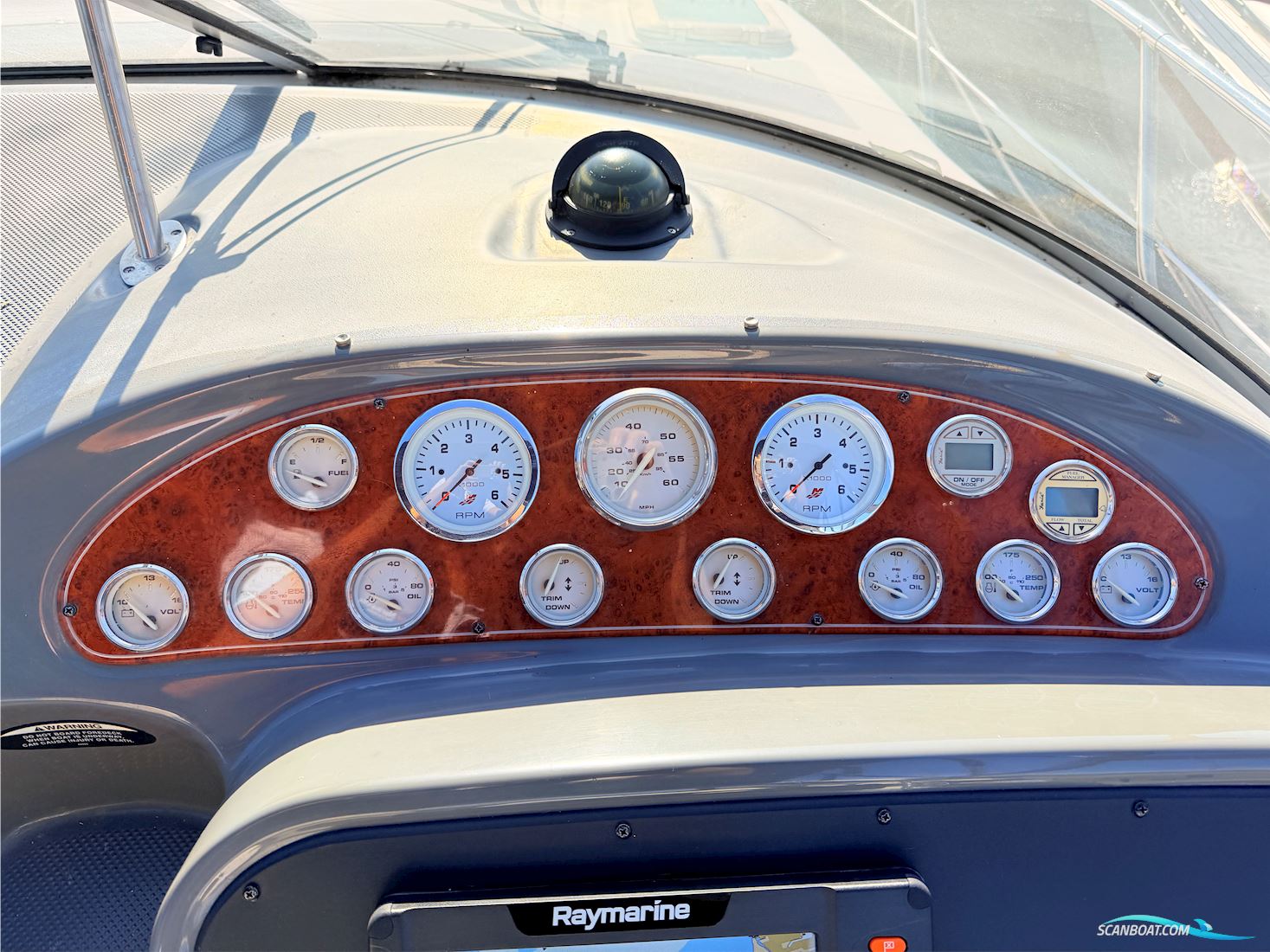 Bayliner 305