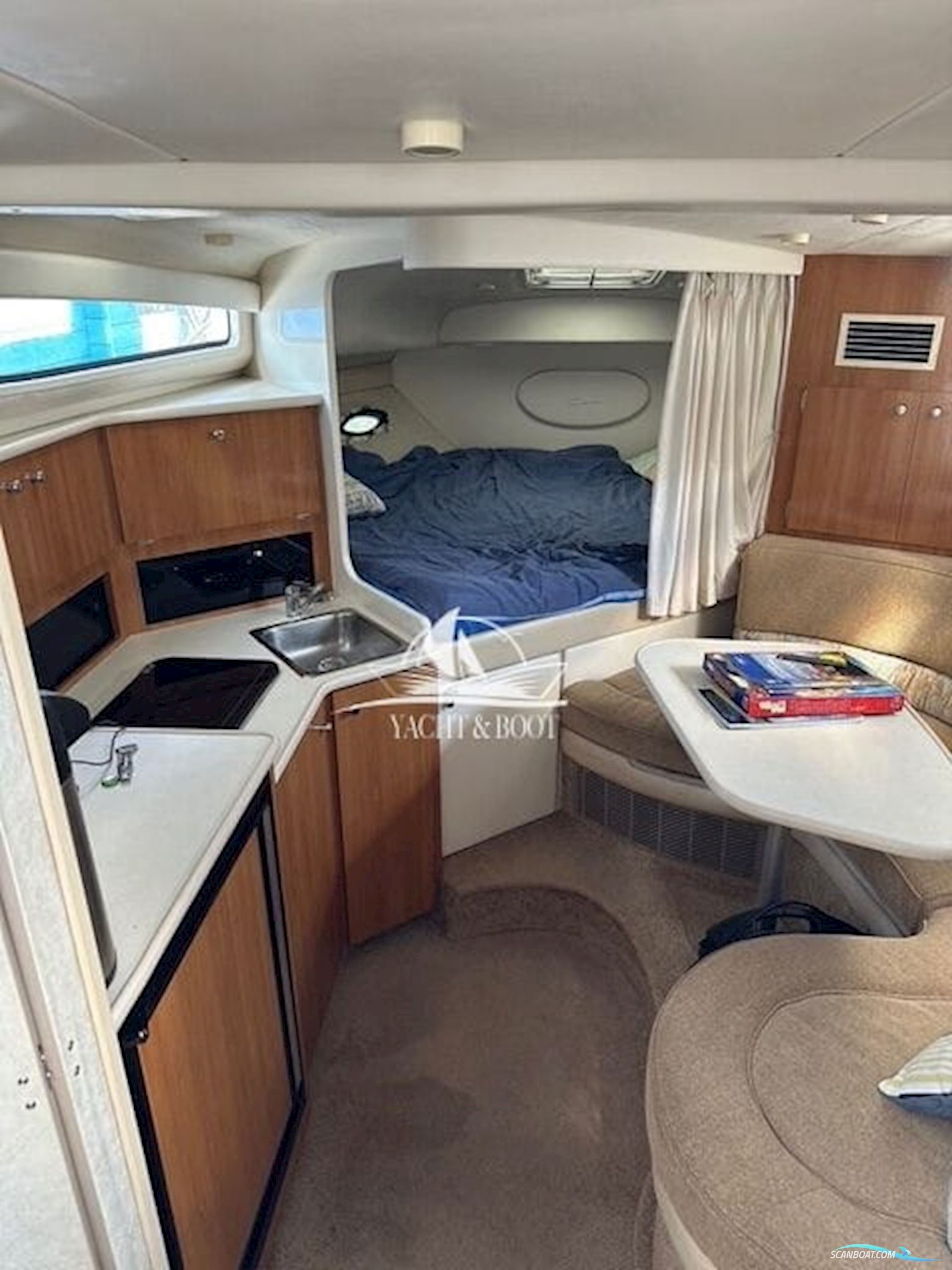 Bayliner 3055