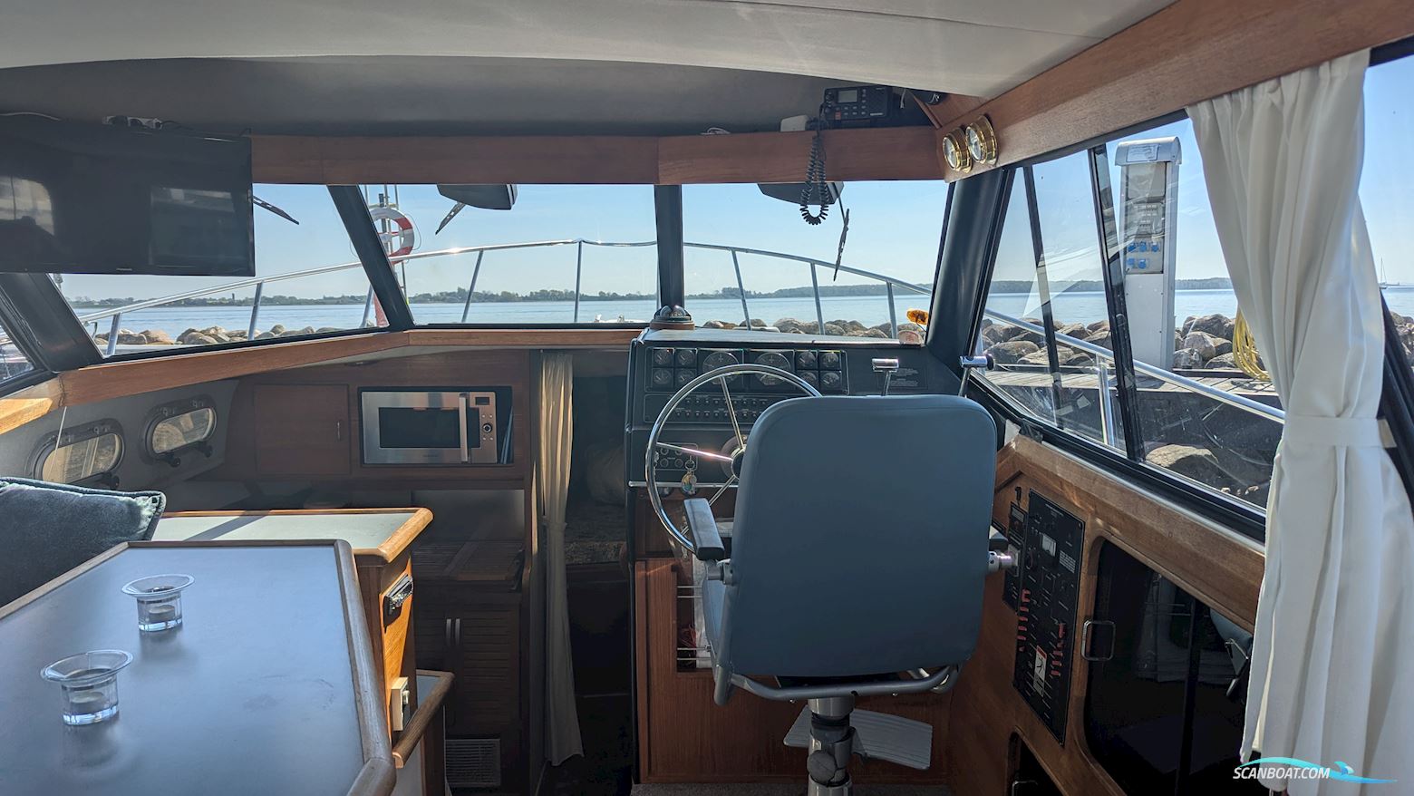 Bayliner 3288 Flybrigde