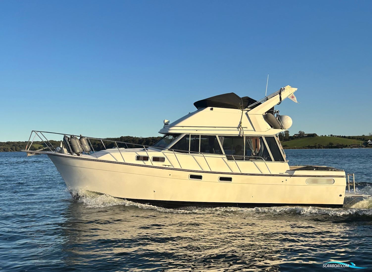 Bayliner 3288 Flybrigde