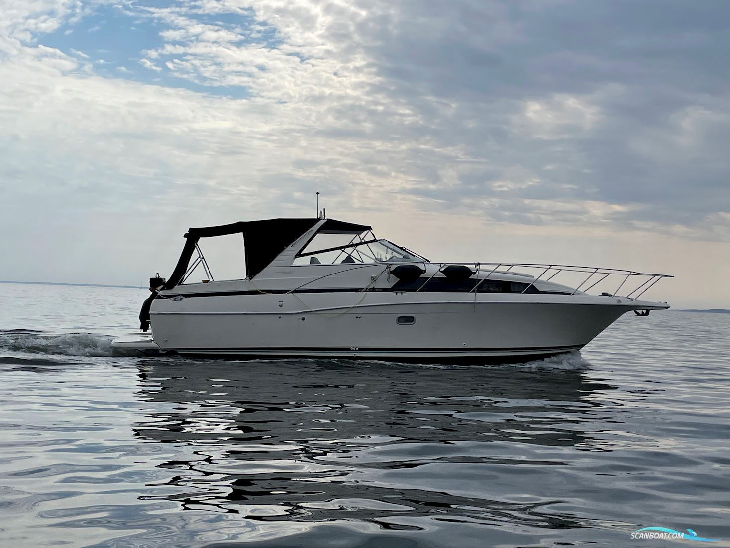 Bayliner 3485 Avanti Express