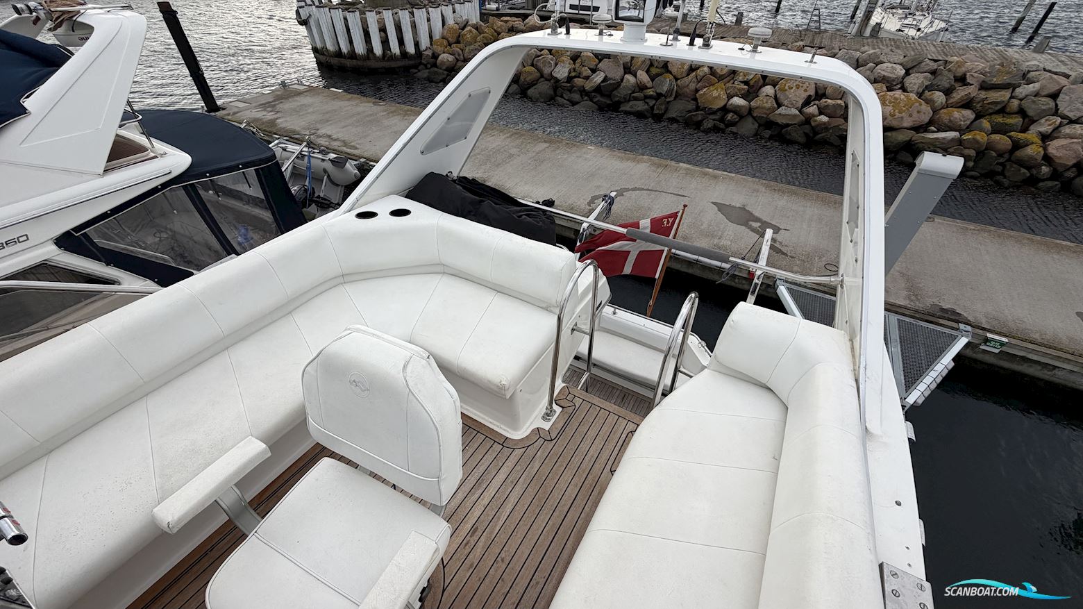 Bayliner 3688 Fly