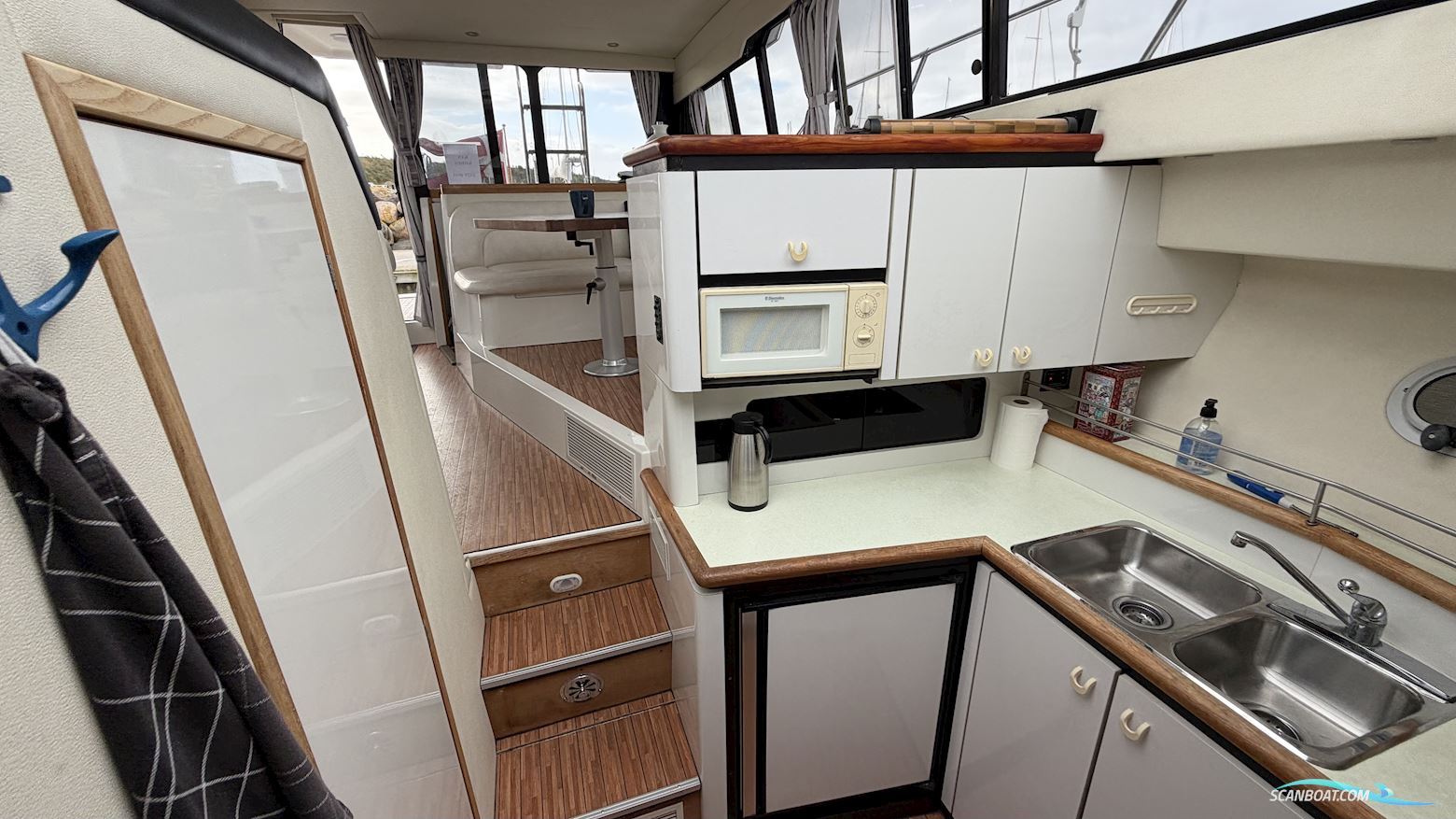 Bayliner 3688 Fly