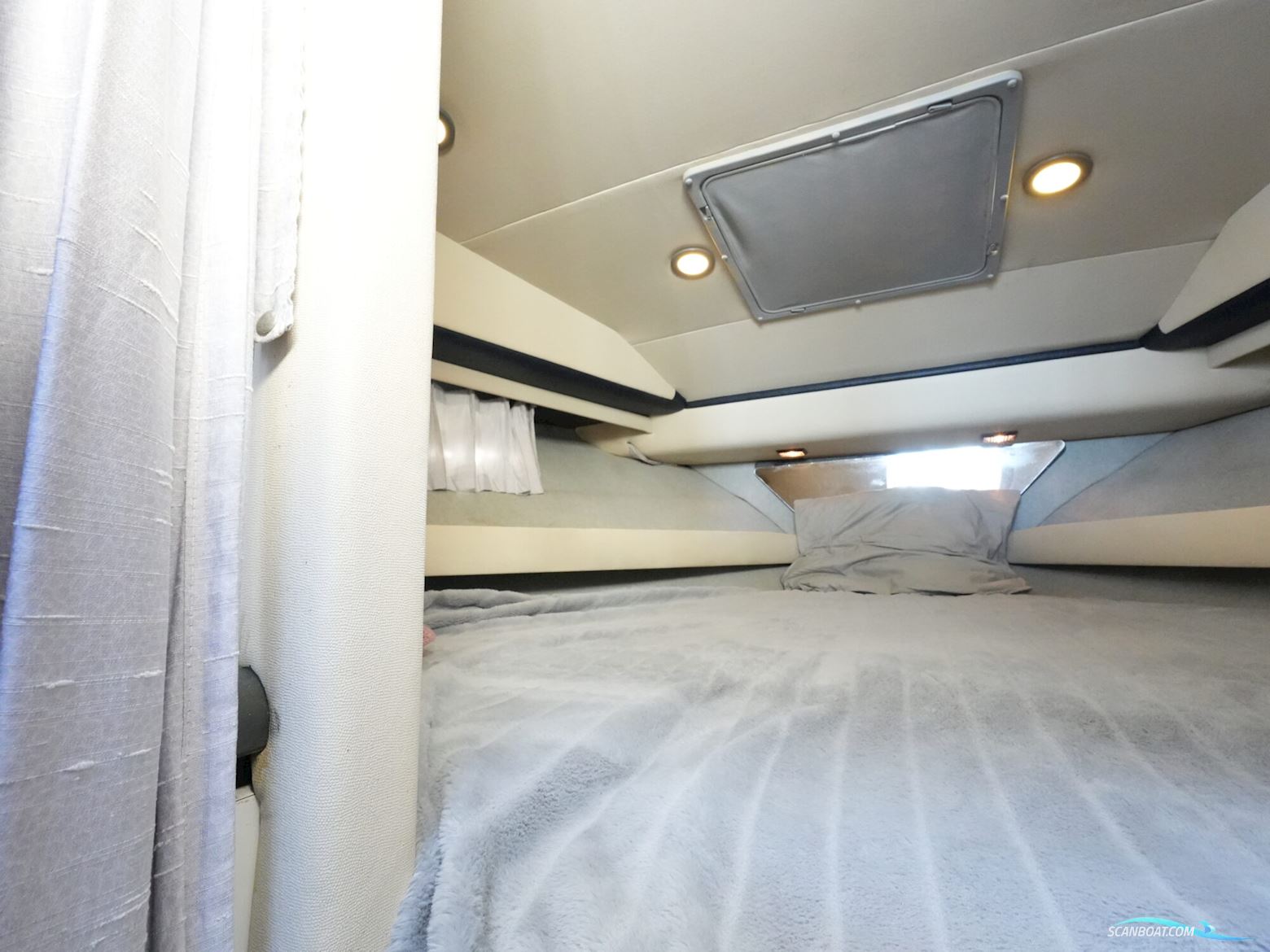 Bayliner 3688 Flybridge