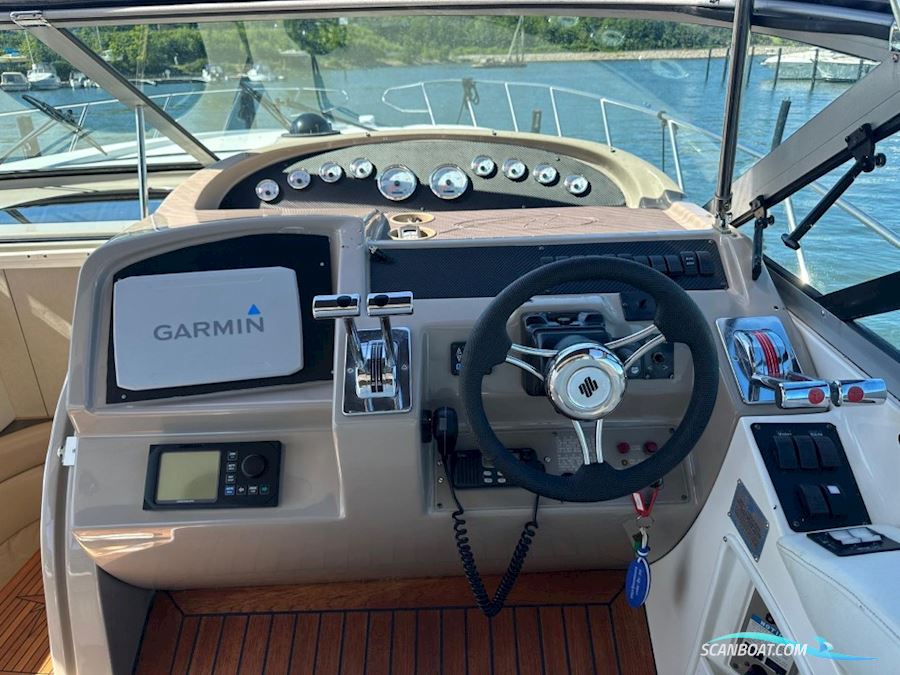 Bayliner 4085 Avanti