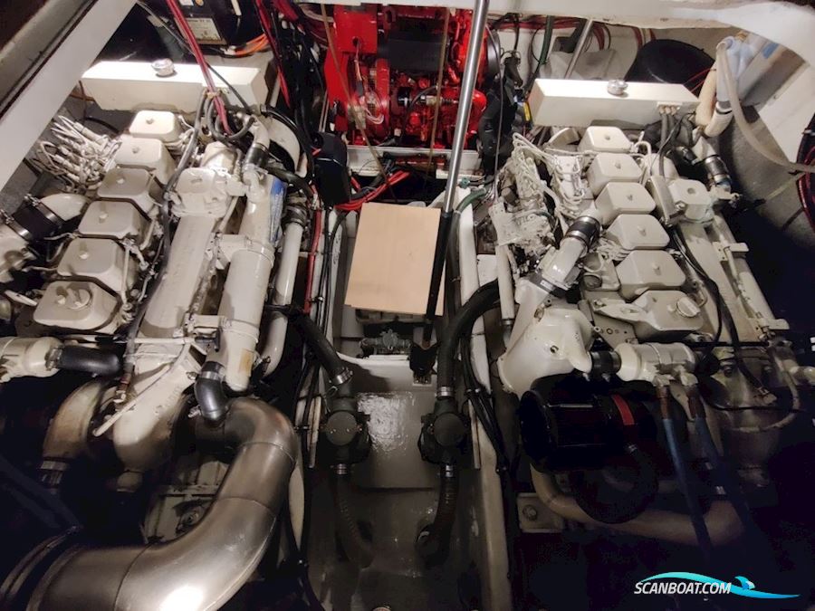 Bayliner 4085 Avanti