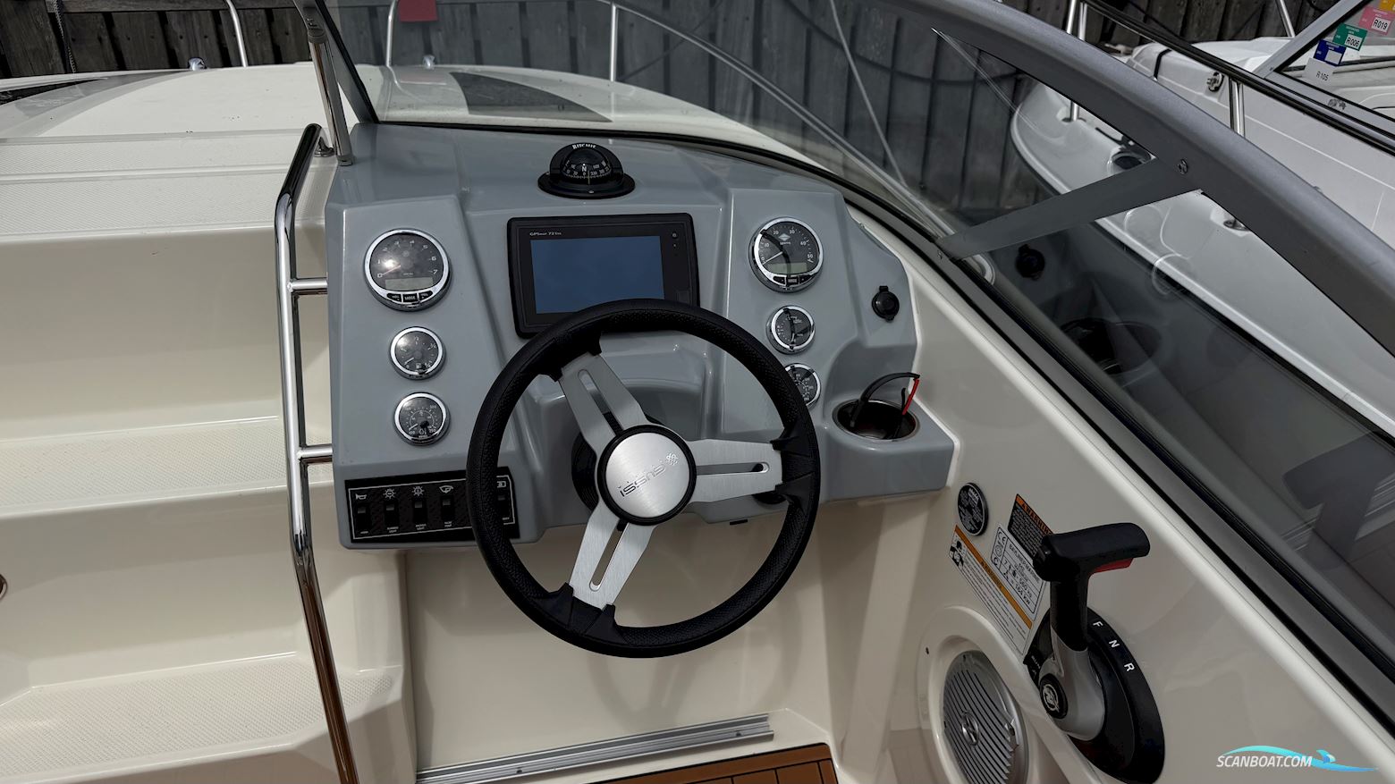 Bayliner 642 Cuddy 2015 – Mercury Diesel 2.0 170 HK