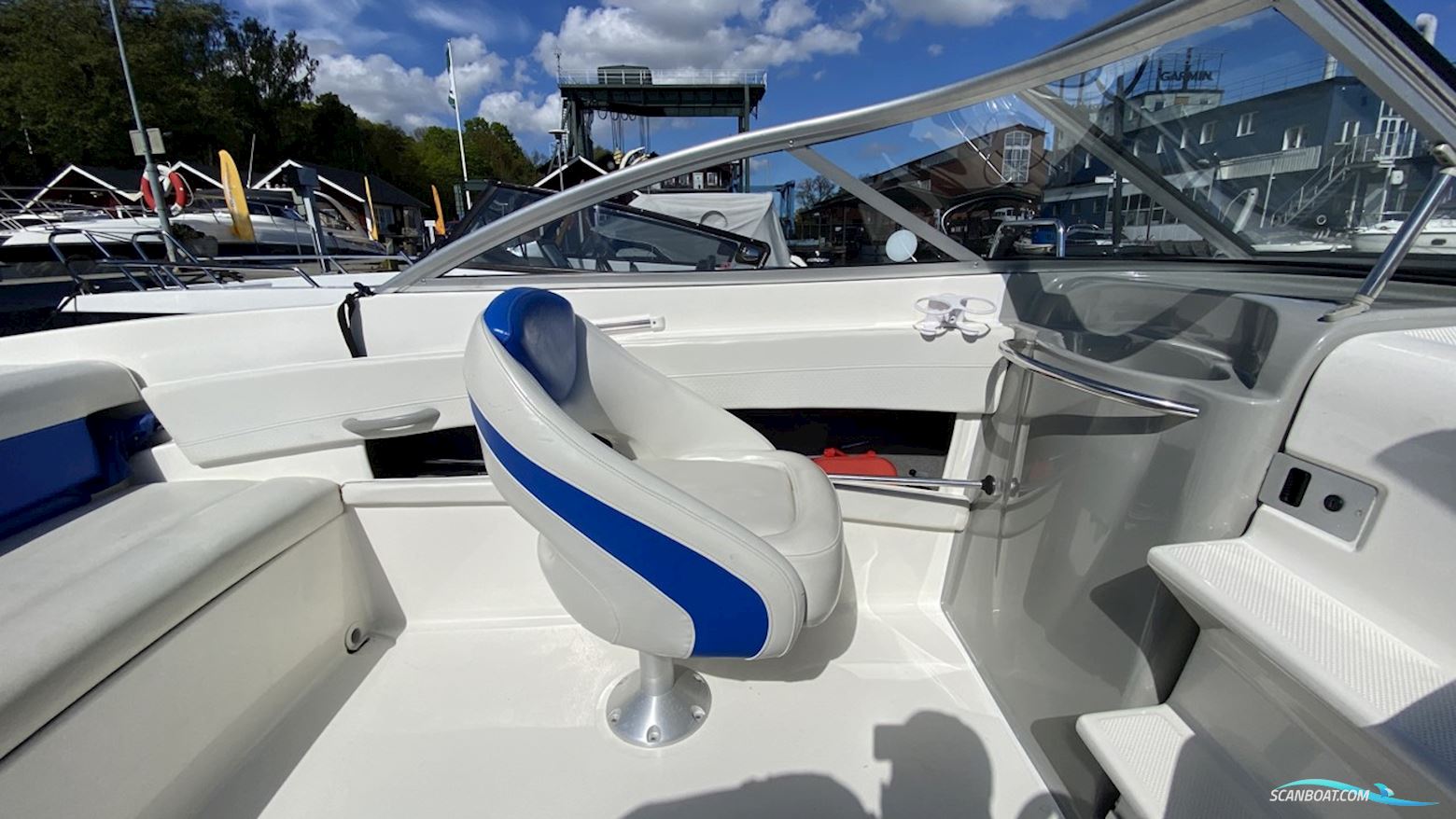 Bayliner 652