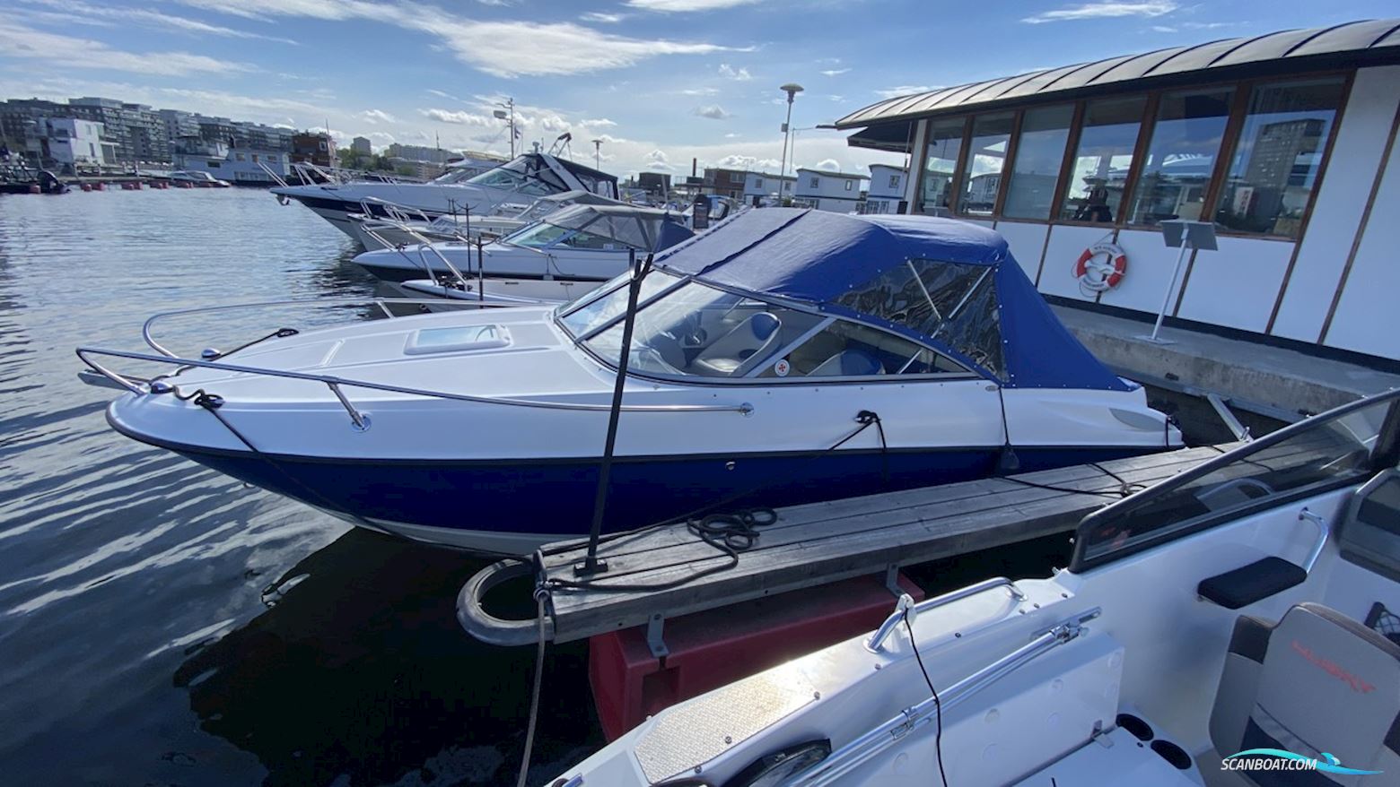 Bayliner 652