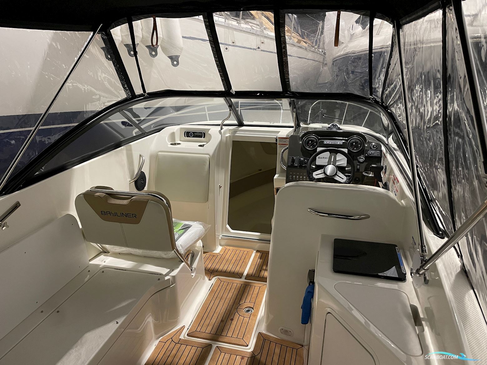 Bayliner 742 R Cuddy