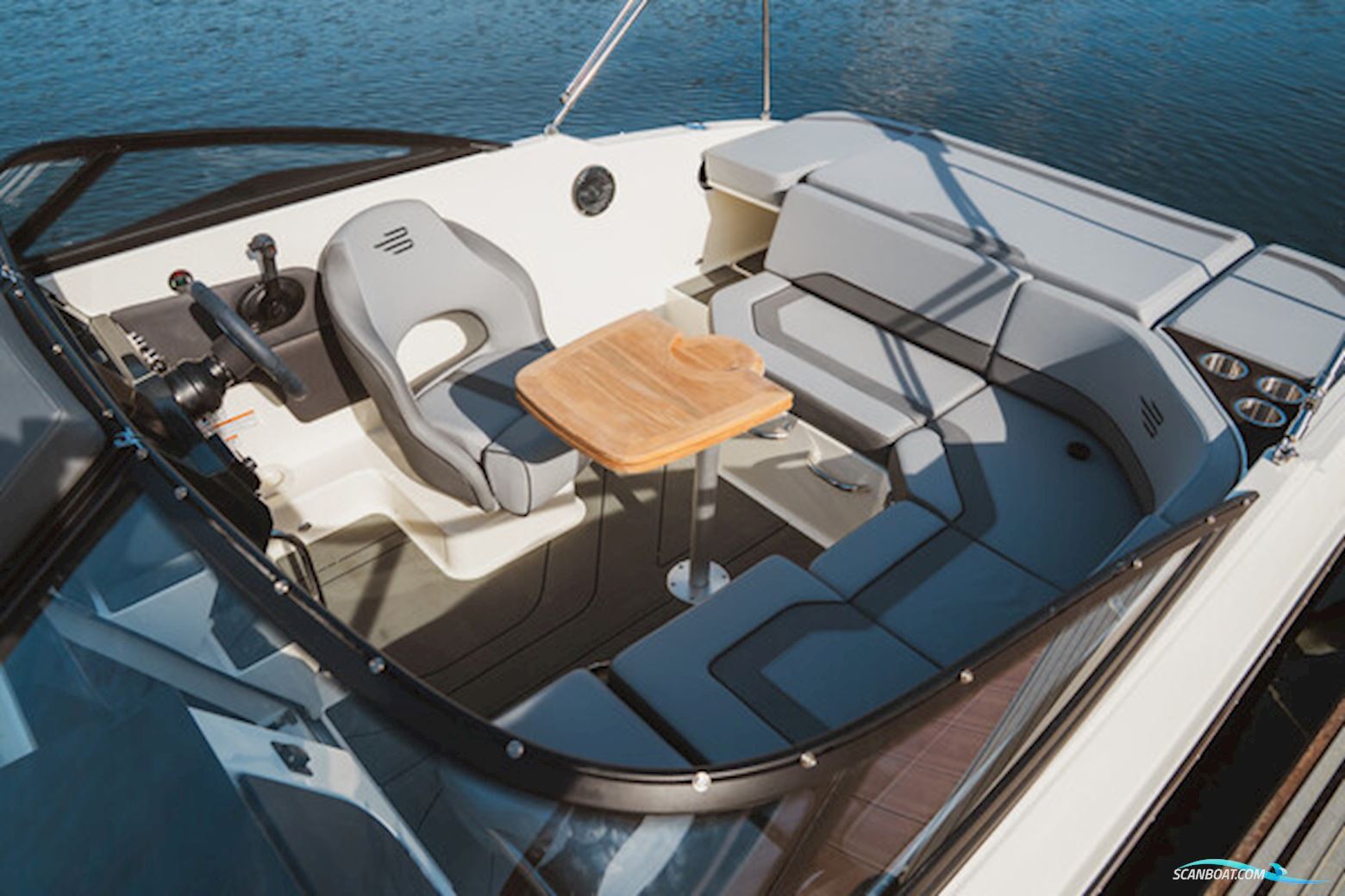 Bayliner C21i, Mercruiser 4.5 Mpi